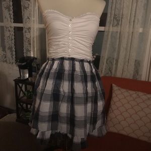 Sweetheart Mini in white and gingham